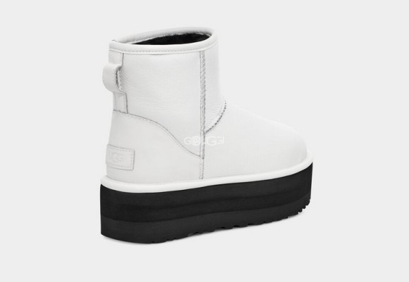 UGG Classic Mini Platform Matte