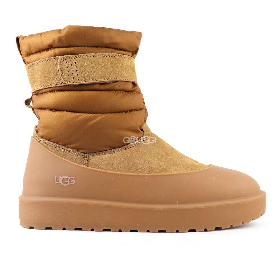 Size 11 uggs top