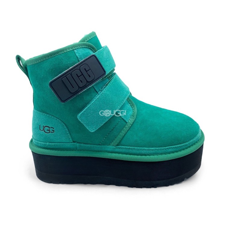 Olive green shop uggs classic short