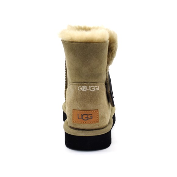 Ugg Mini Bailey Graphic Logo Suede Sand